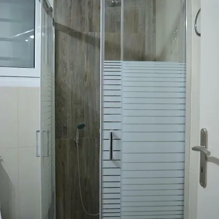 Botonis Bright Spacious *