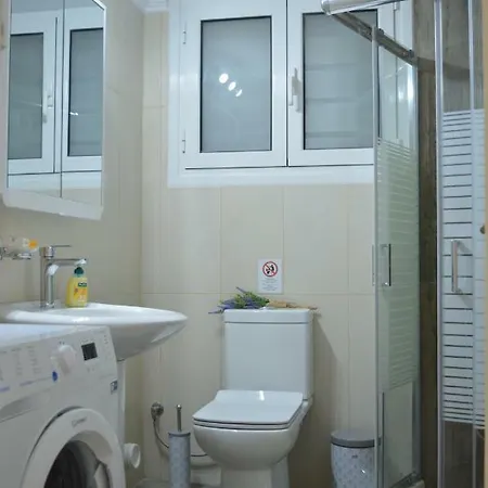 Botonis Bright Spacious خانيا