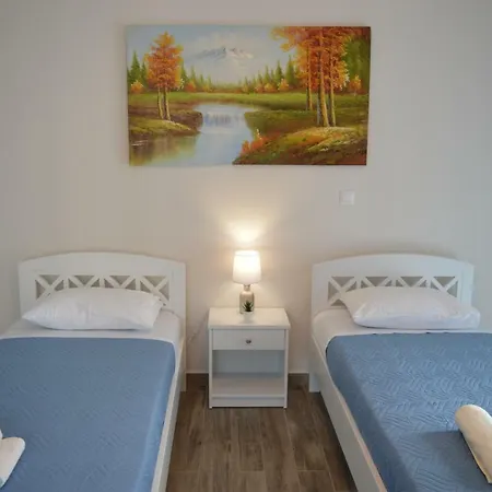 شقة Botonis Bright Spacious