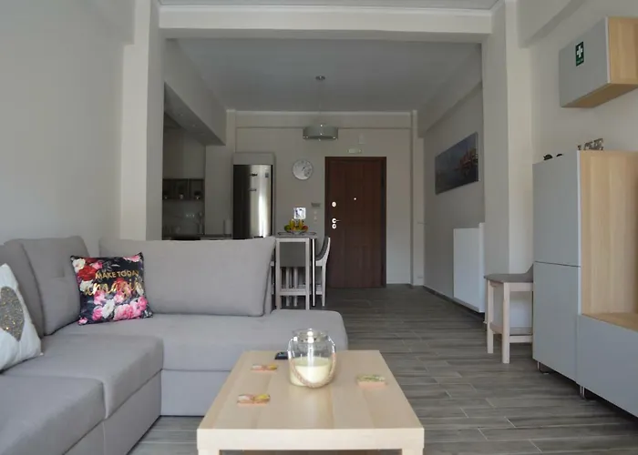 Botonis Bright Spacious Apartment *