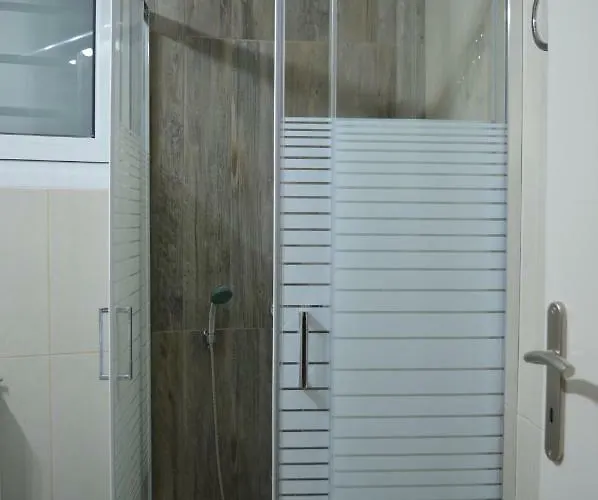 Botonis Bright Spacious *