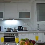 아파트 Botonis Bright Spacious 하니아