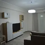 Botonis Bright Spacious * 하니아