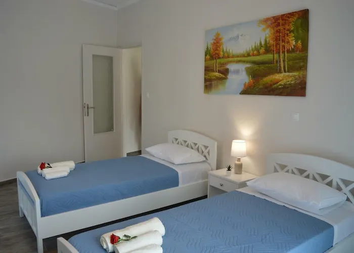 Botonis Bright Spacious Apartamento