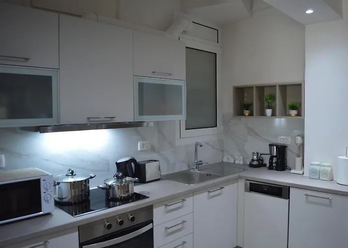 Botonis Bright Spacious La Canea